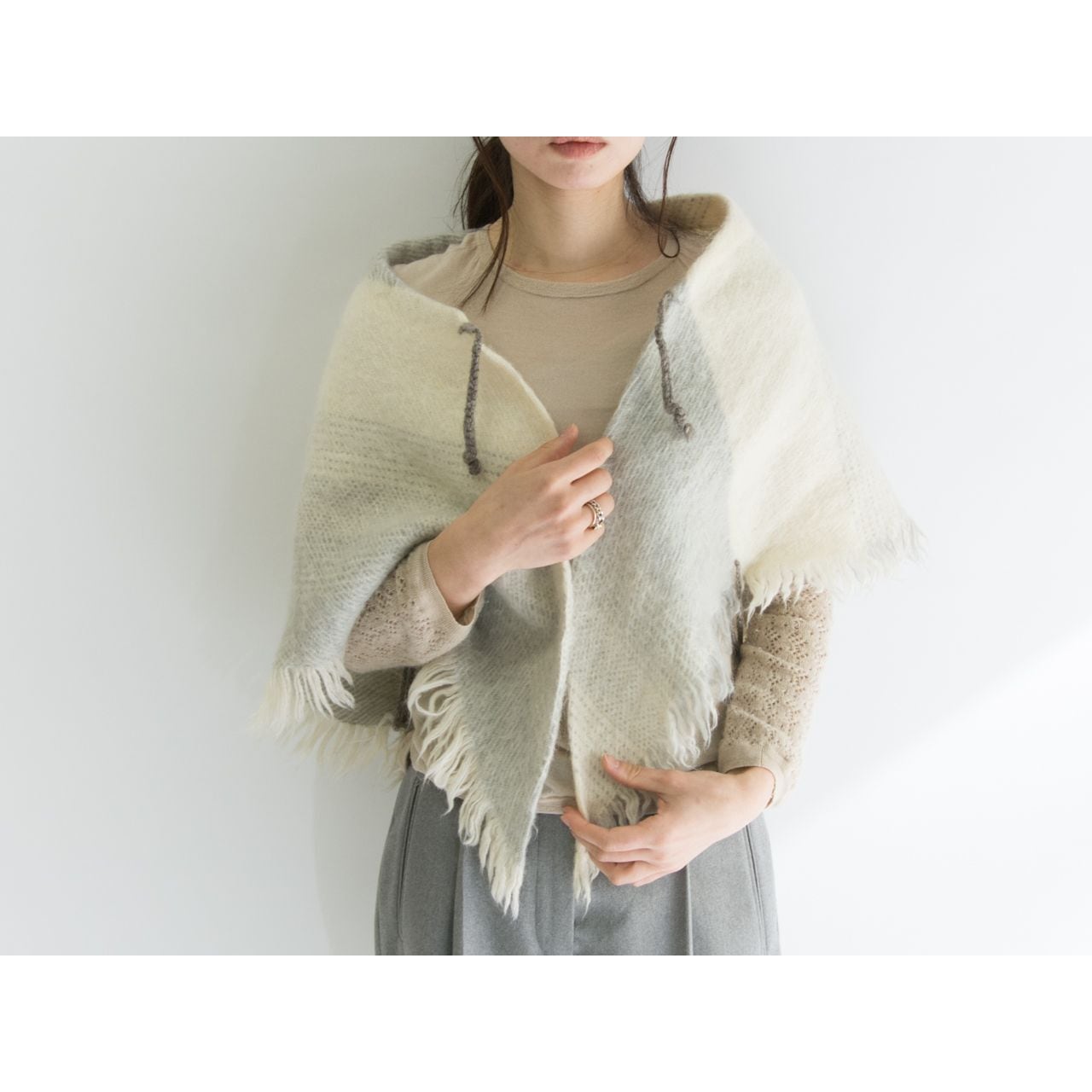 【LENA REWELL】All wool handwoven shawl（レーナ レヴェル ウールショール）1d