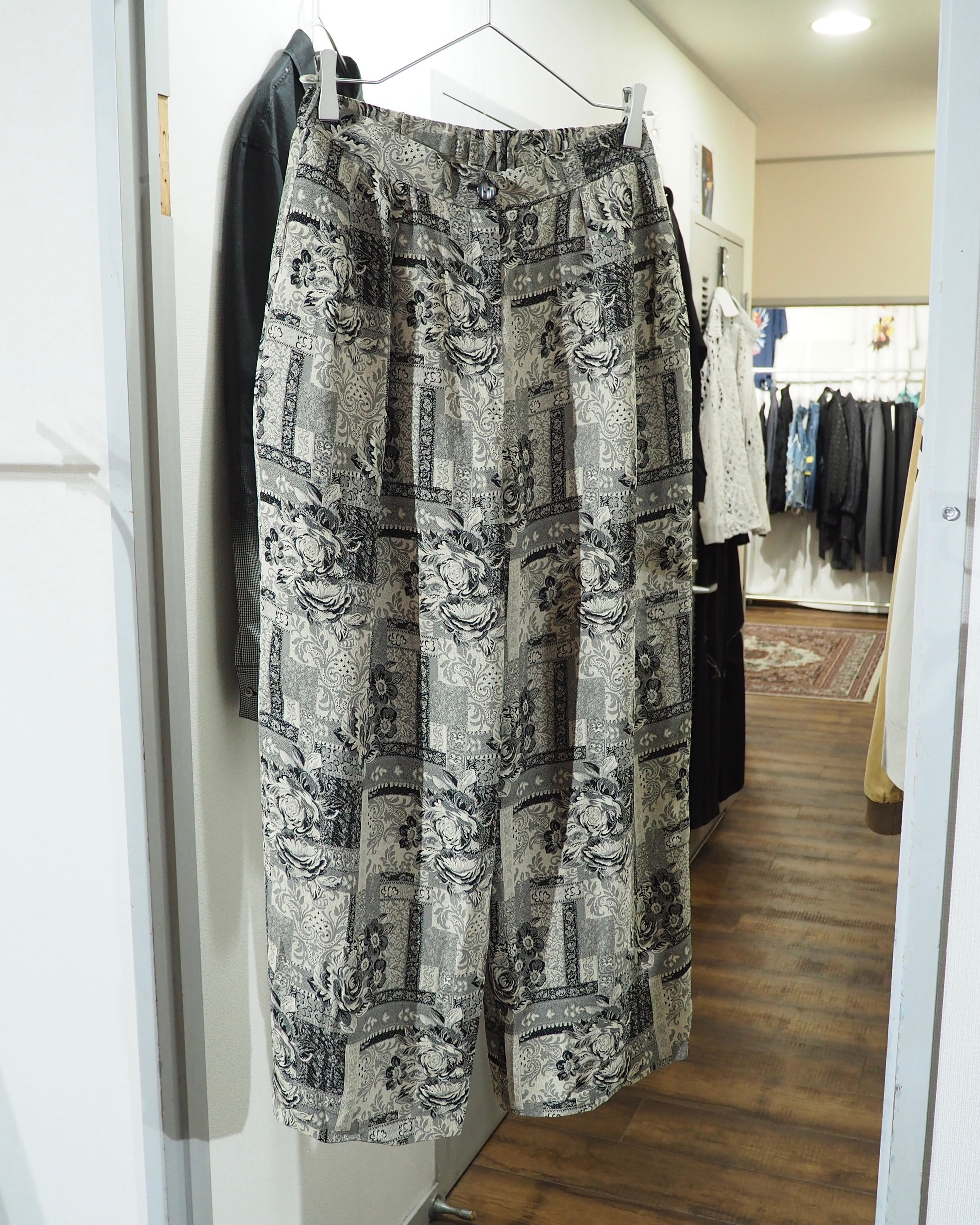 Beautiful Flower × Baroque All Over Pattern Vintage Wide Easy Pants