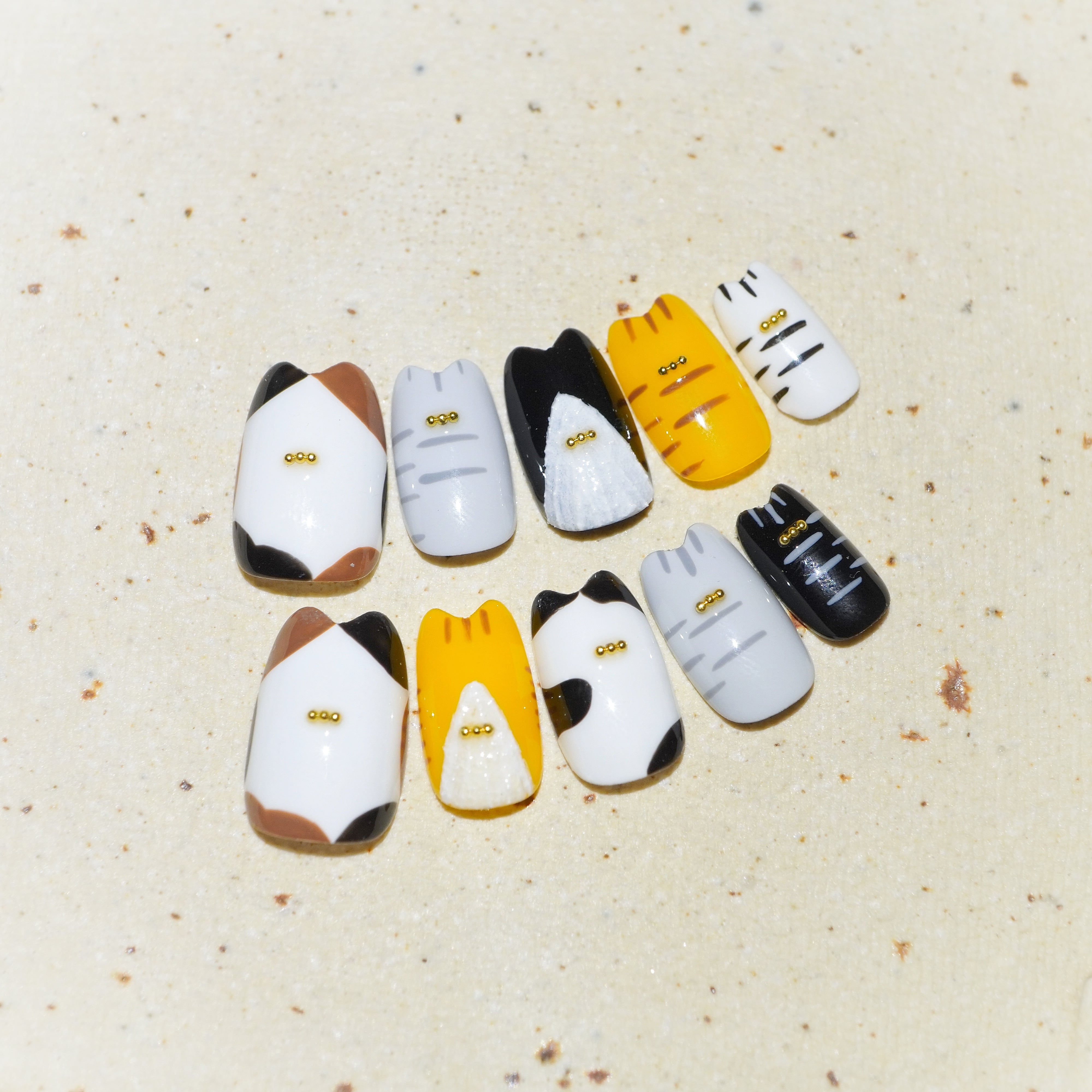 #422 10匹だよ!全員集合/XY001 繰り返し使えるネイルチップ