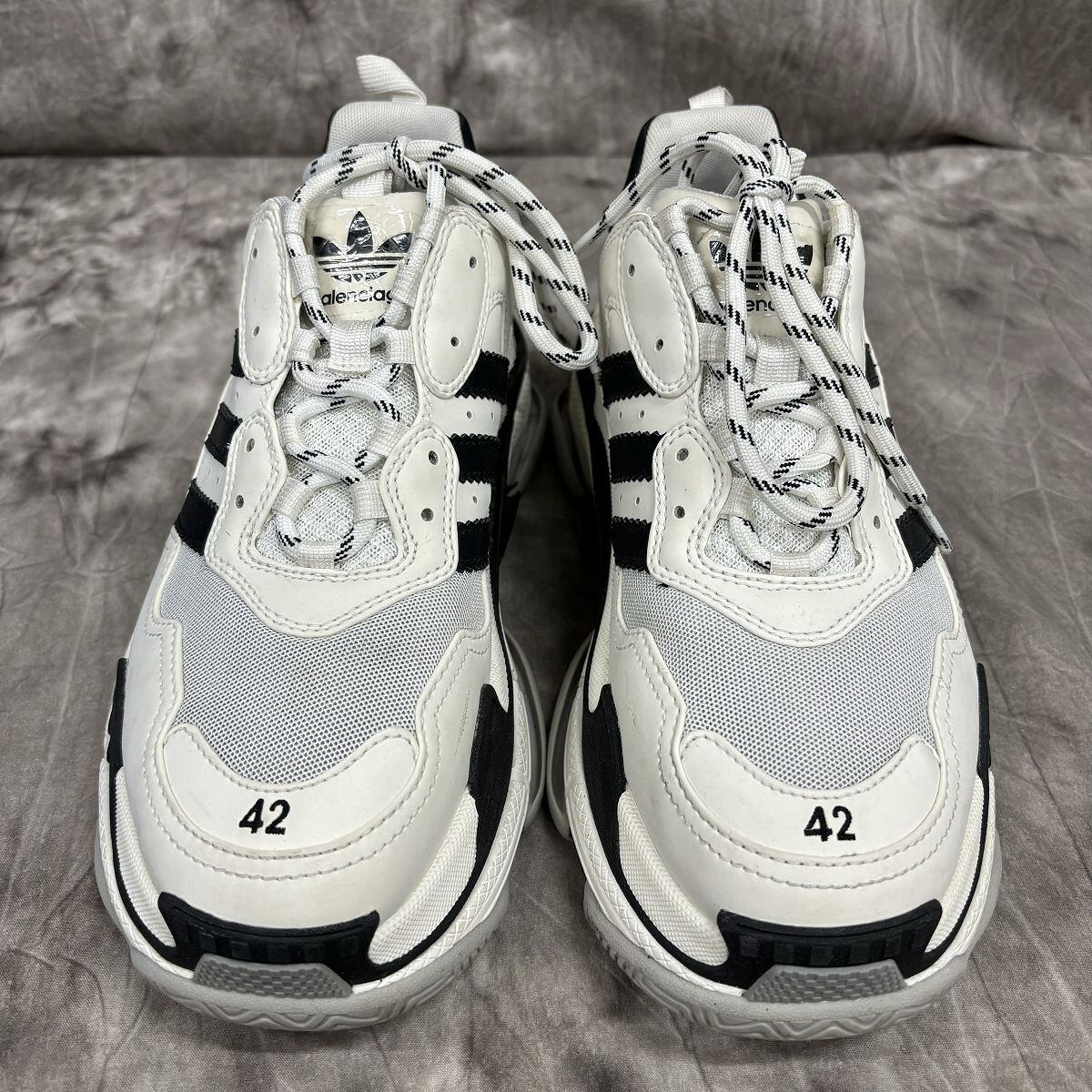 BALENCIAGA × adidas Triple S 新品未使用 42 BALENCIAGA × adidas Triple S 新品未使用 42