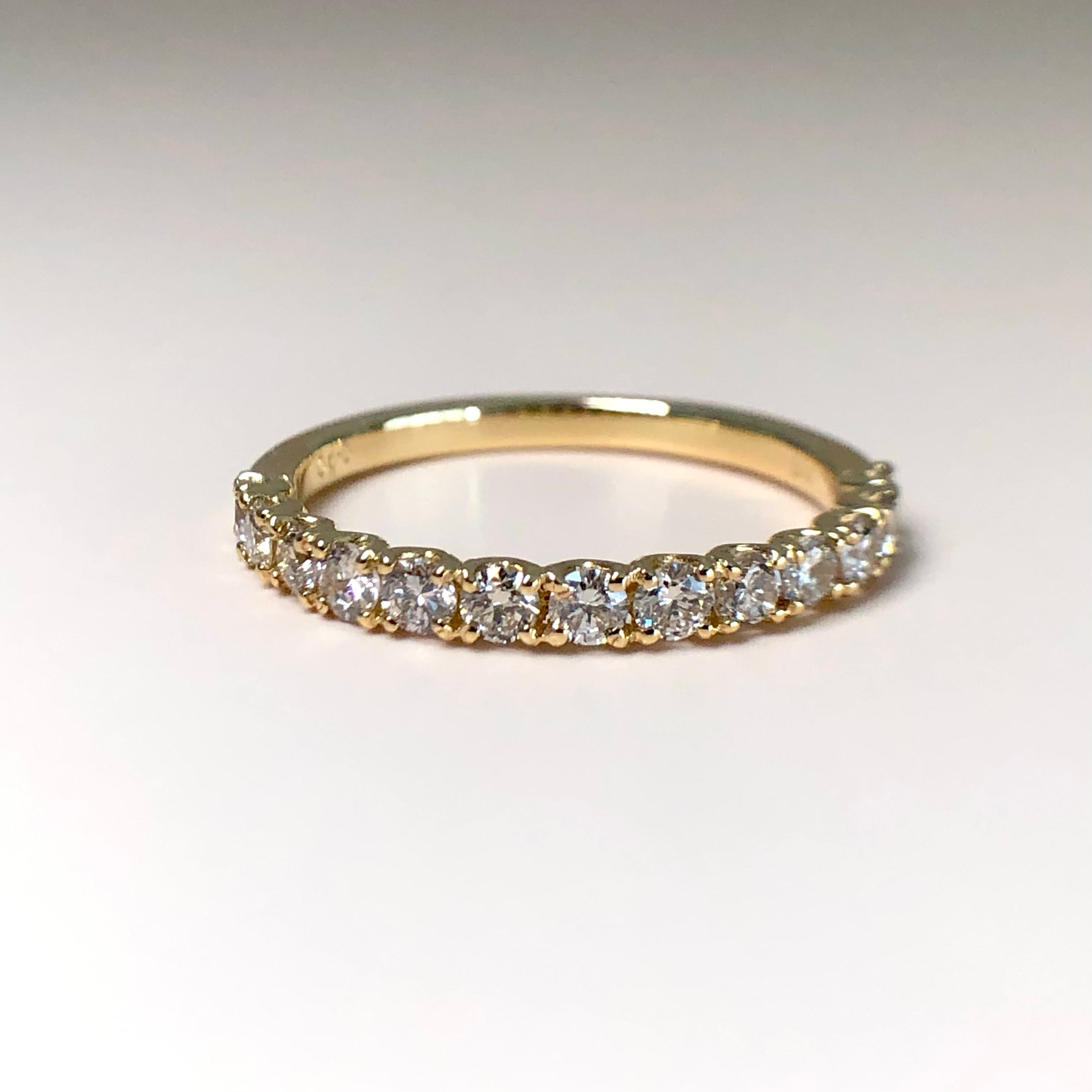 【美品】1.50ct　ダイヤモンド　ハーフエタニティ　リング　K18