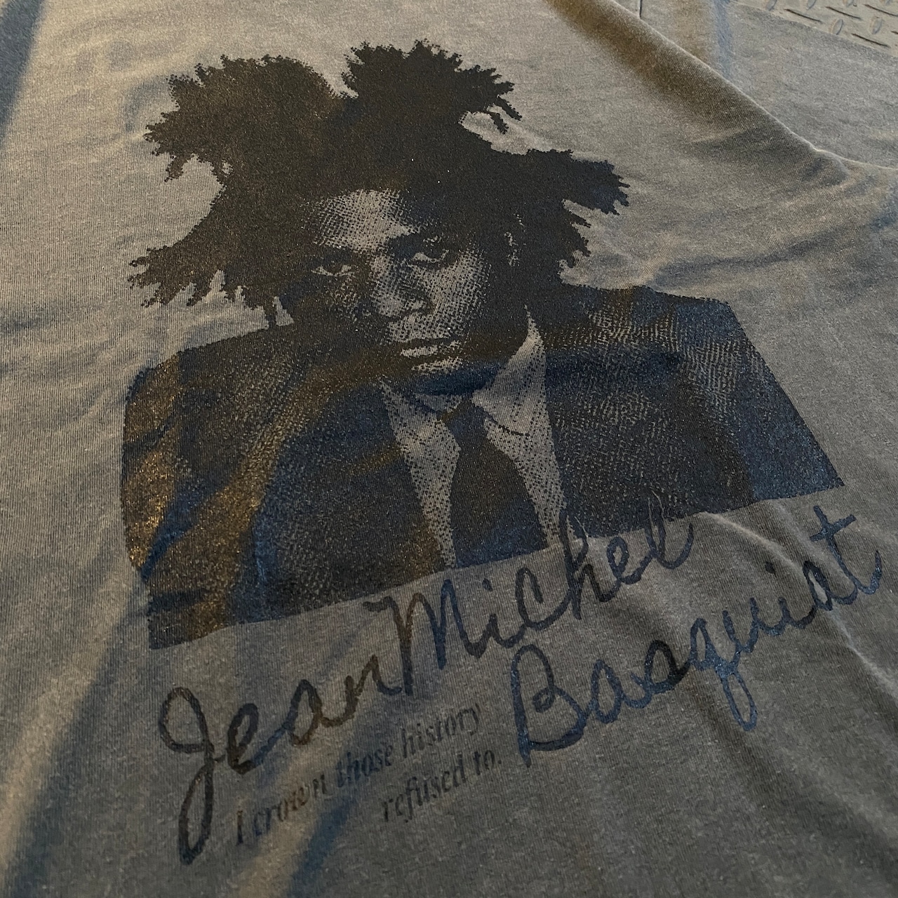 RIVERSIDE BASE Basquiat Quote T-SHIRT FADE BLACK