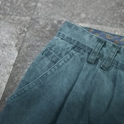 good fade 3tuck cotton pants green