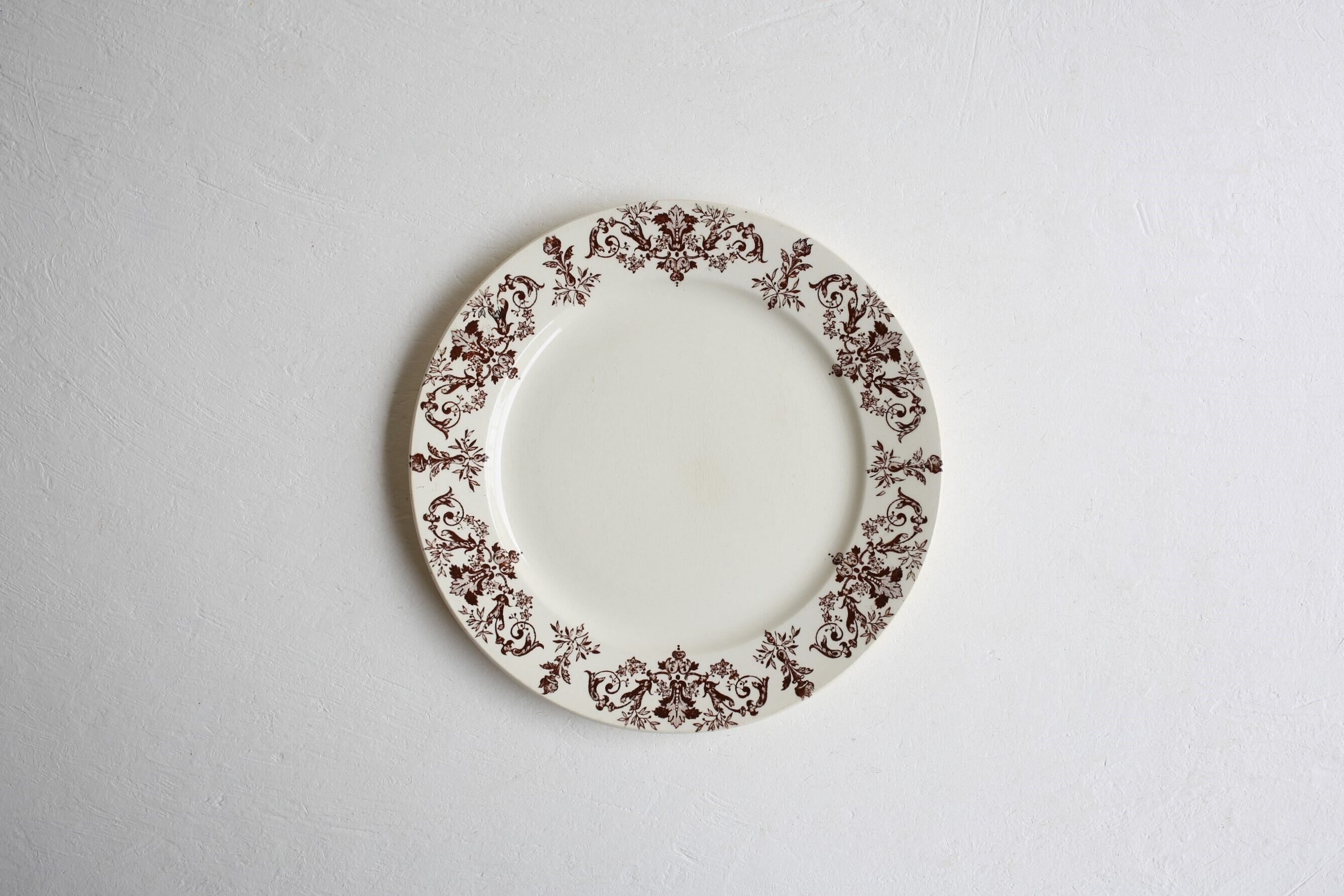 フランス アンティーク Cie FRANCO ANGLAISE 『V.SORDOILLET』平皿 約23.2cm N-04641