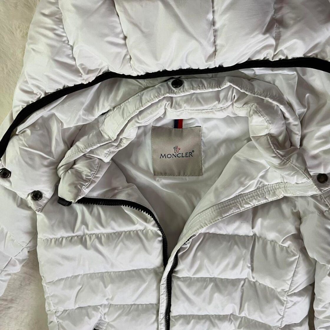 モンクレールキッズダウン90 みにくく 