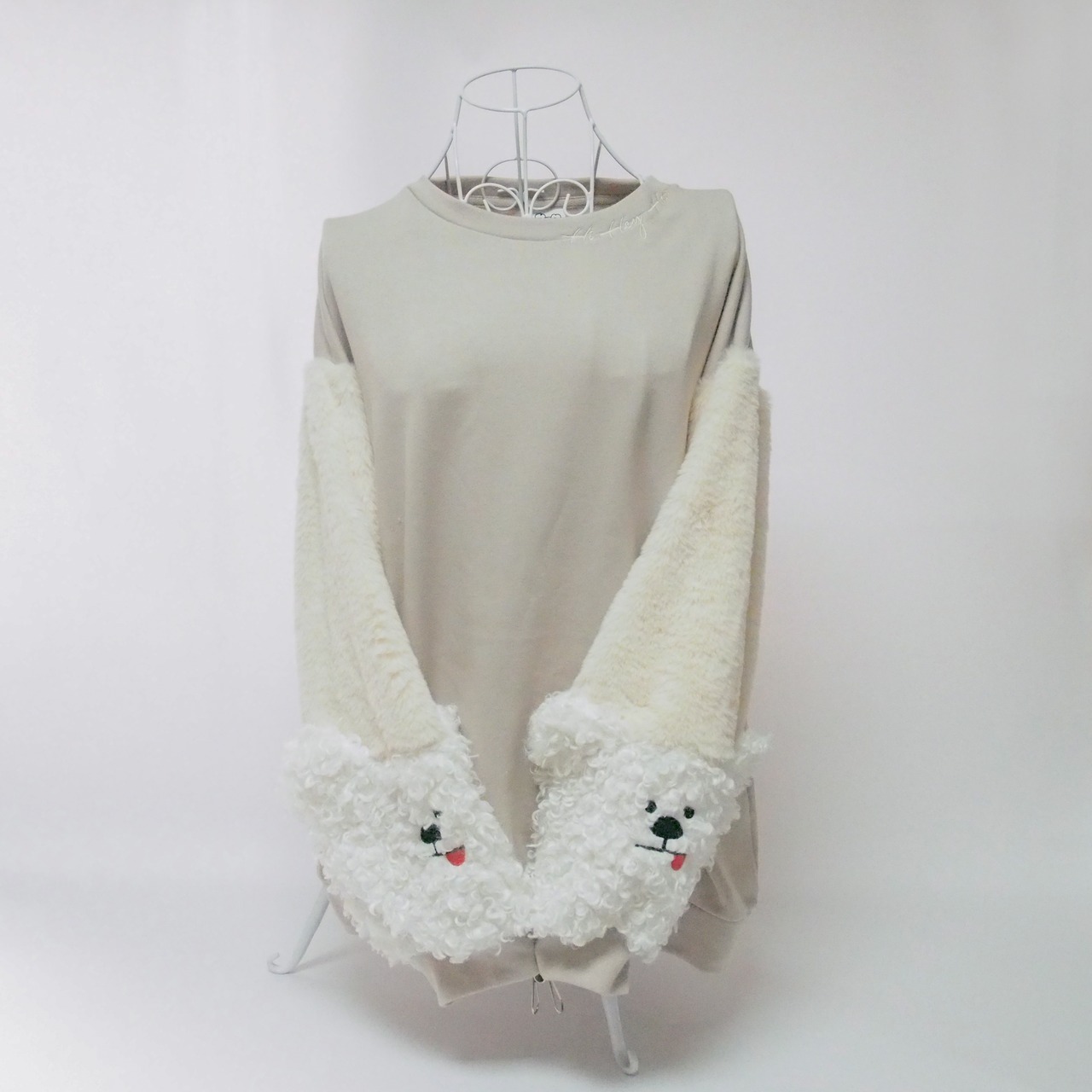 【心をほどく。】「そのくま、かわいいね」で繋がる袖まるごと くま Nanukボア刺繍 ゆるだぼ スウェット【親しみやすさMAX】 - 7