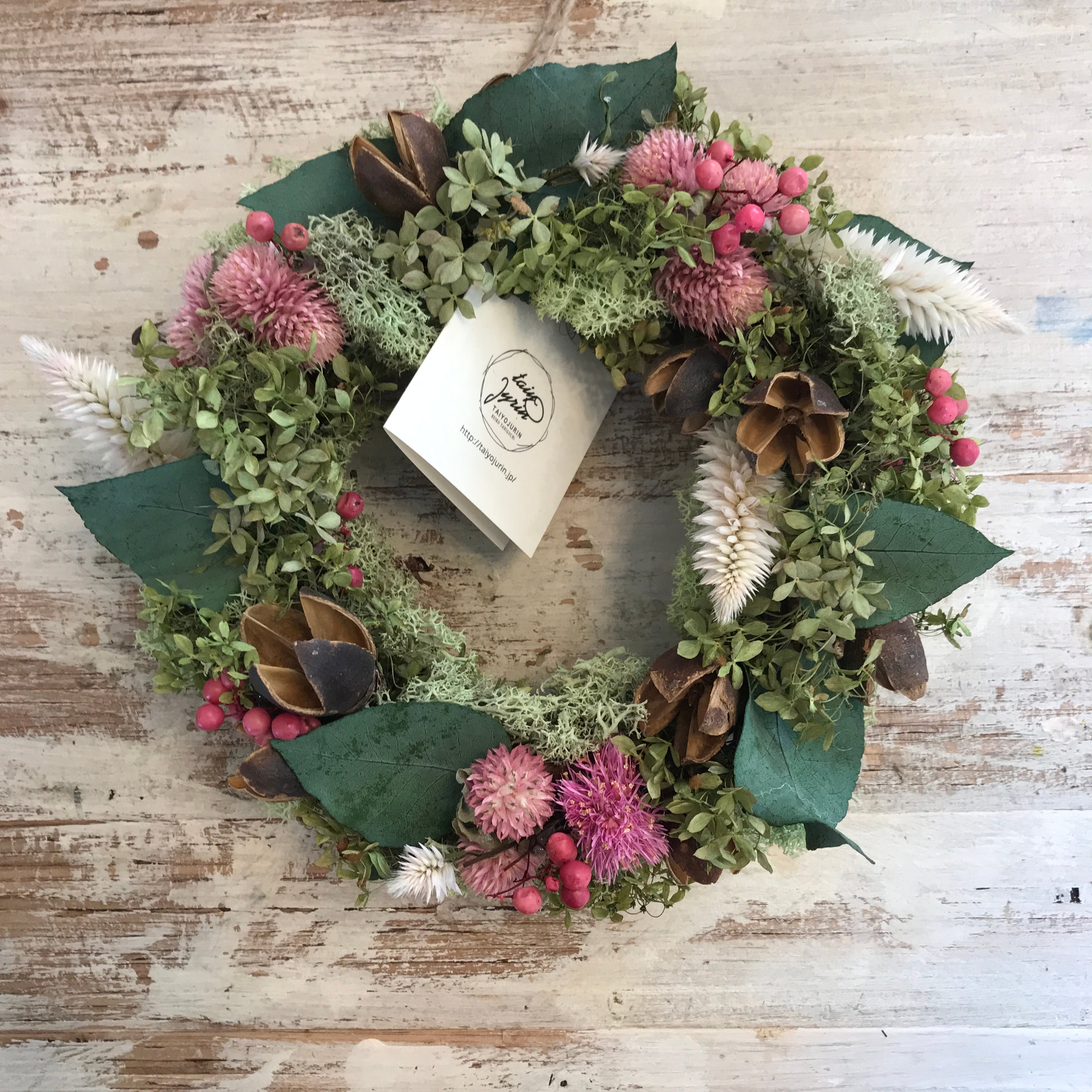 紫陽花千日紅リース （受注制作ユーカリと紫陽花と花々のリース） 