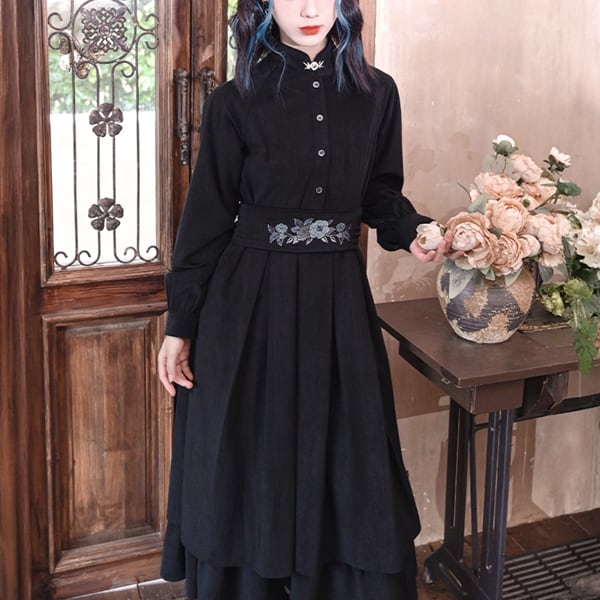 スタンドカラーティアード刺繍ベルトリボンボタンワンピース(ruf_02583)