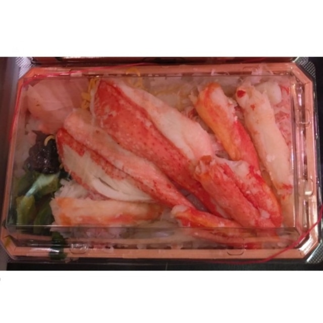 〈蔵〉かにづくし弁当　1折