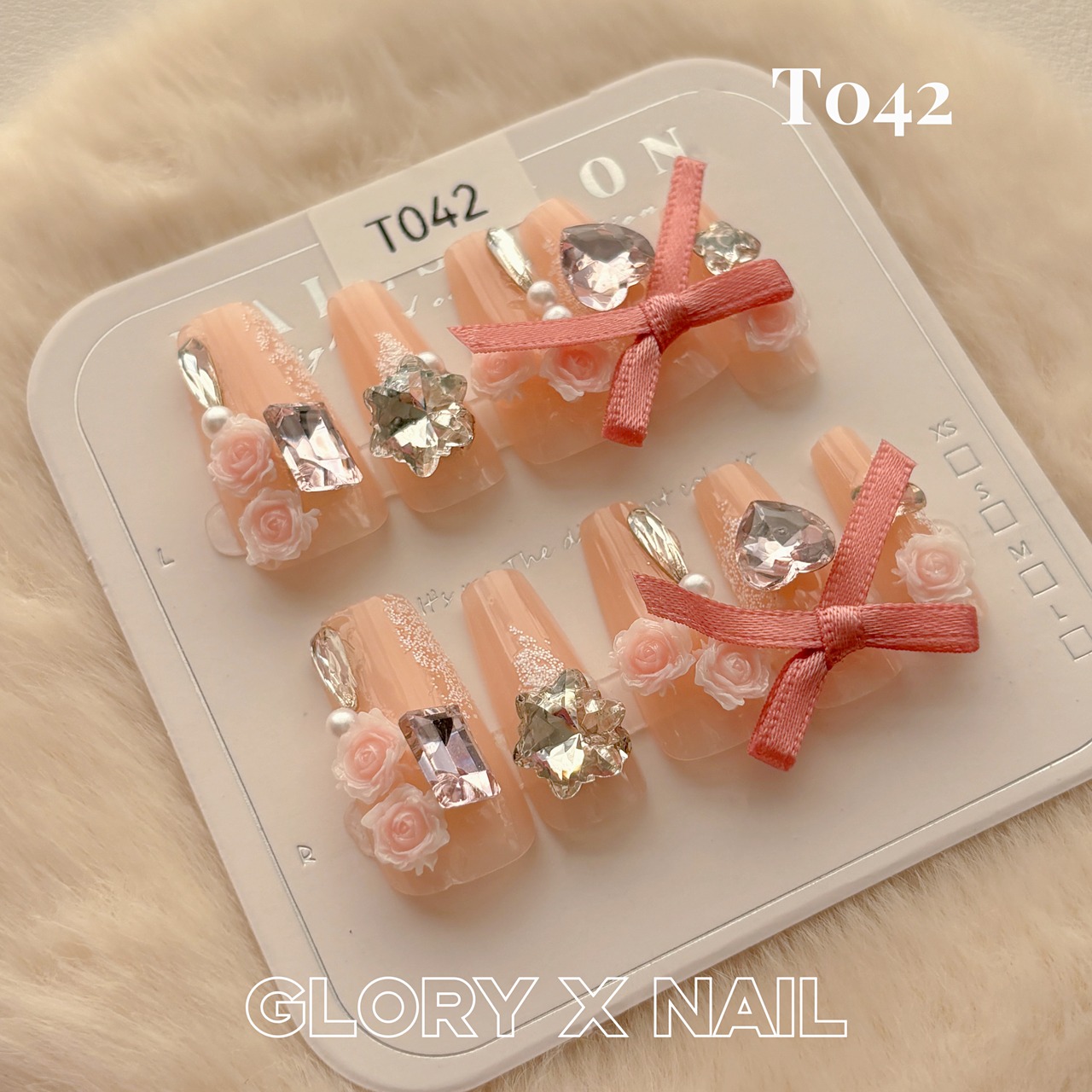 T042　ネイルチップ　サイズS