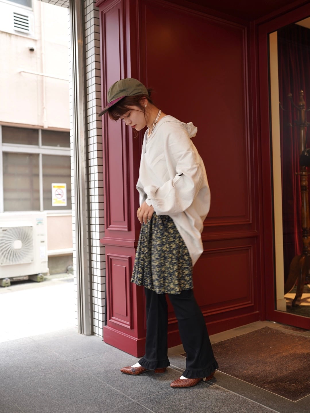 RhodolirioN(ロドリリオン) “Ribbed Frill Pants-Black