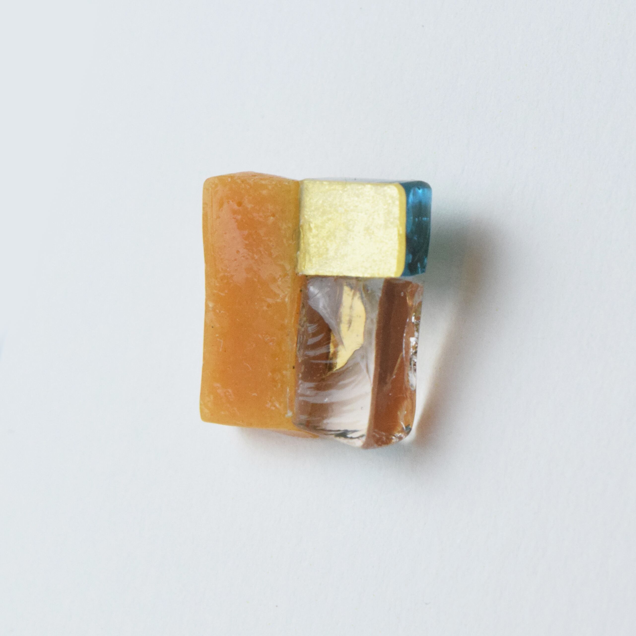 【ベーシック】ブローチM　キャメル×金×クリア