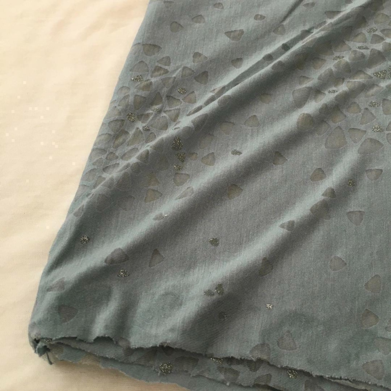 レーヨン混オパールシースルーニット生地-2m-curl tricot　S2X/5179-01●