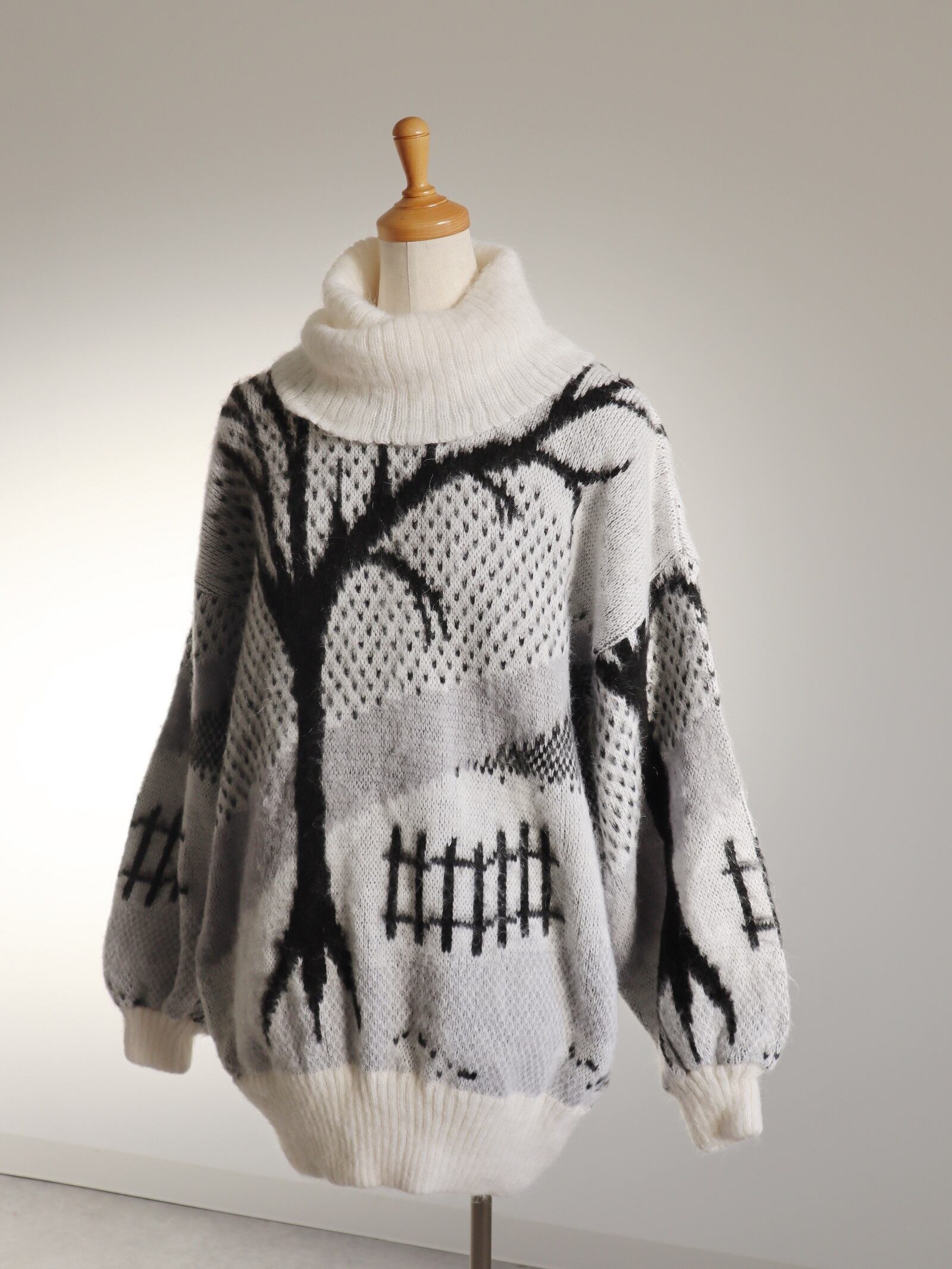 ●Tree garden jacquard sweater