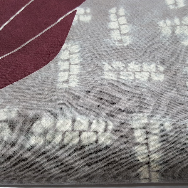伝統とモダンの数寄屋袋 - 数寄屋 de manimani <Hanaguma> │ 雲ゐ (Kumoi textile)