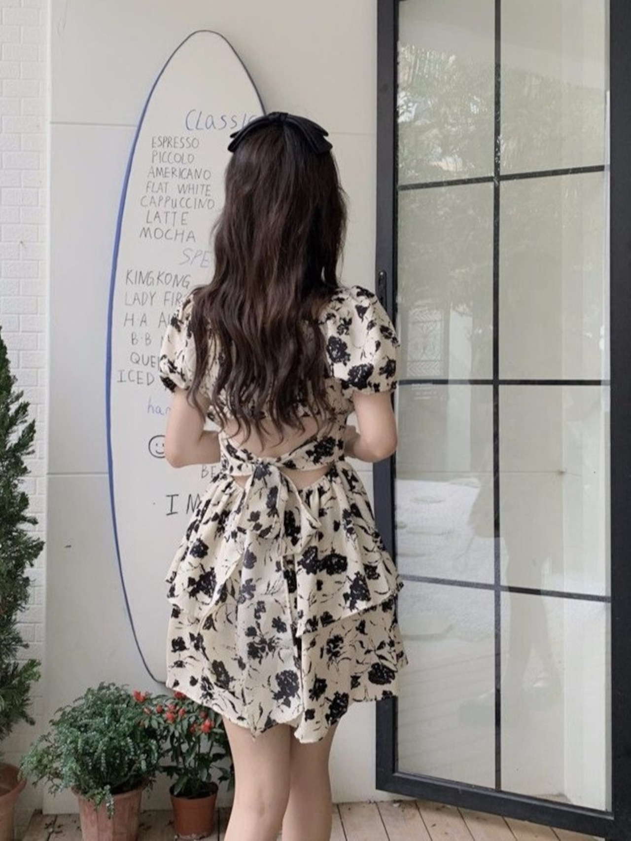 バックオープンフラワーフレアワンピース D1385