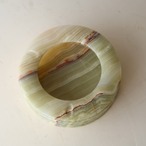 バネのようにアッシュトレイ