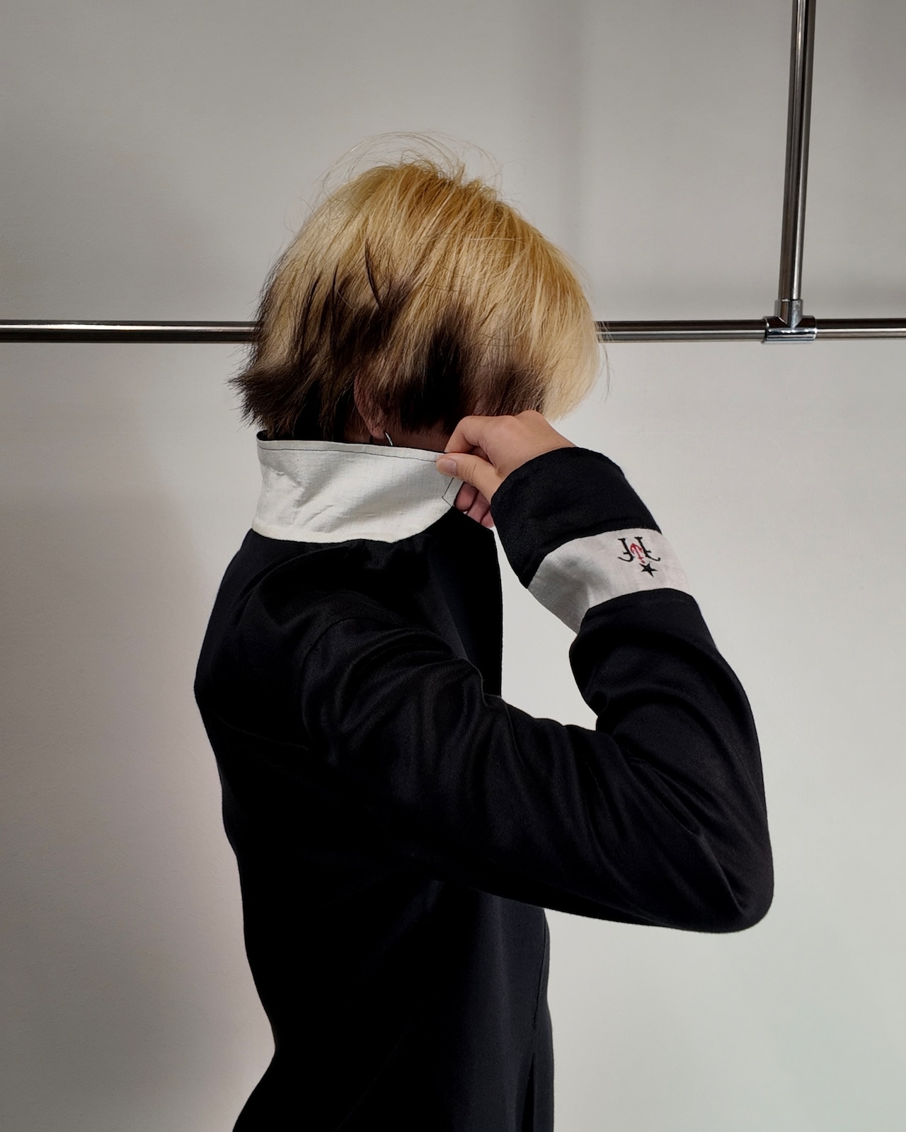 【GIANFRANCO FERRE】linen switching wool coat