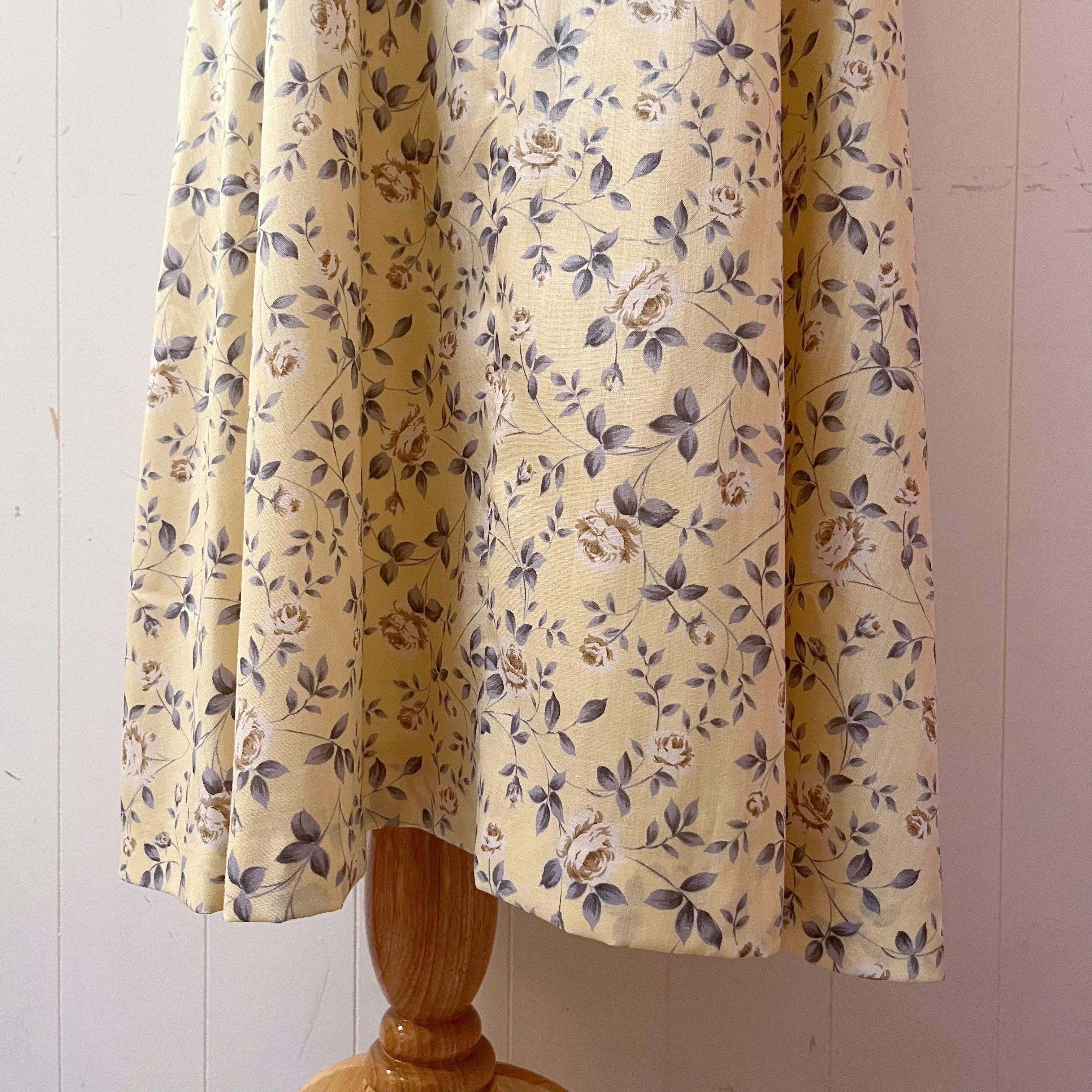 yellow white rose flare one-piece