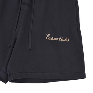 【ESSENTIALS】TRAINING CLASSIC FIT SHORT