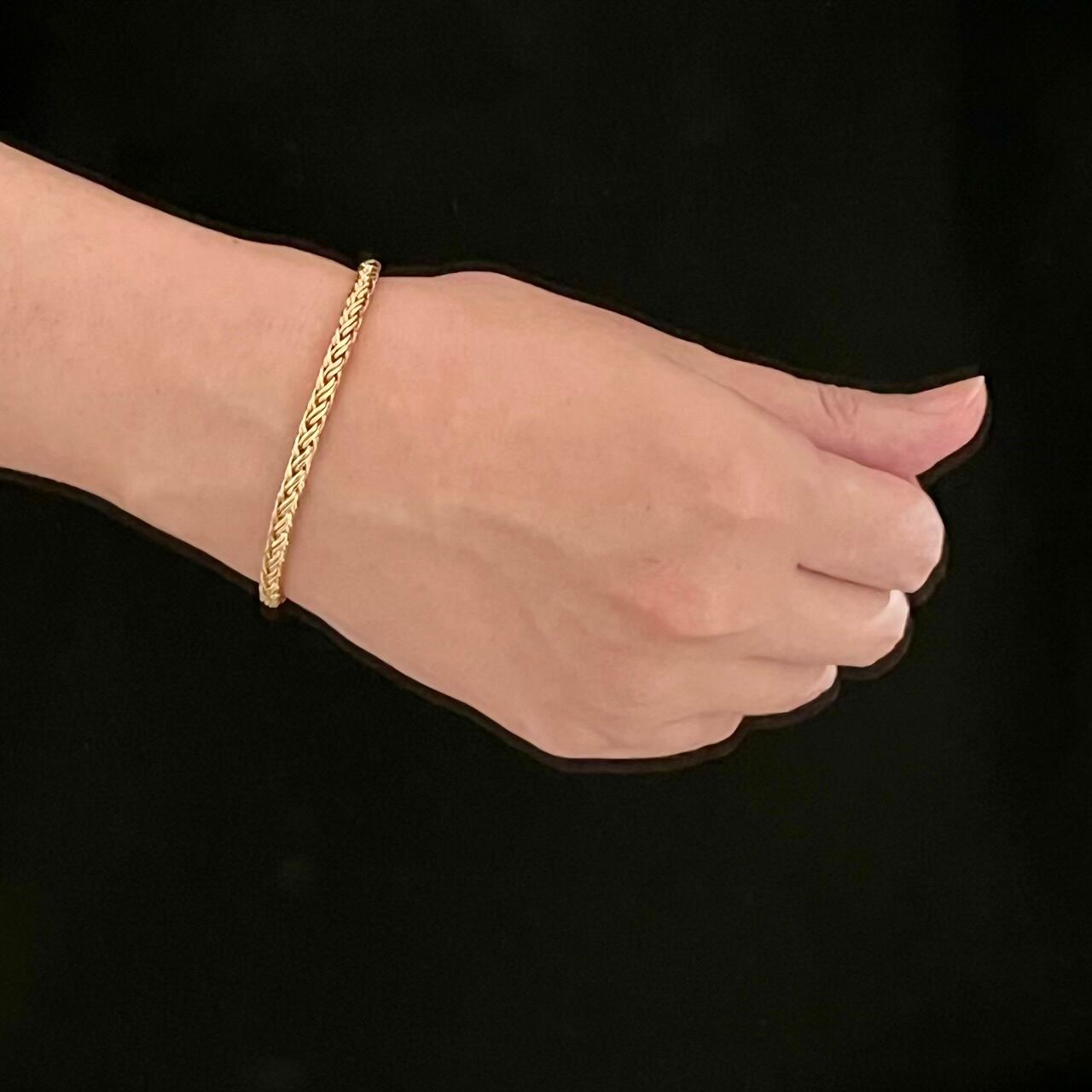 ヴィンテージ ティファニー 18K ゴールド スモール ブレイド ブレスレット VINTAGE TIFFANY & CO. 18K Gold Braid Bracelet | ヴィンテージ