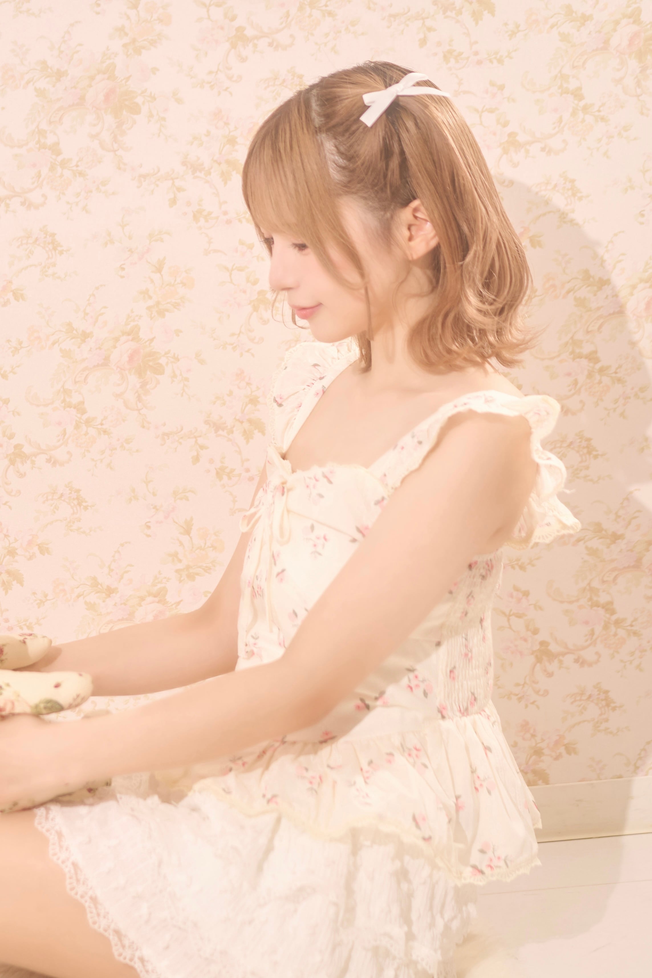 tiny flower frill cami