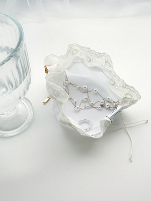 LACE POUCH