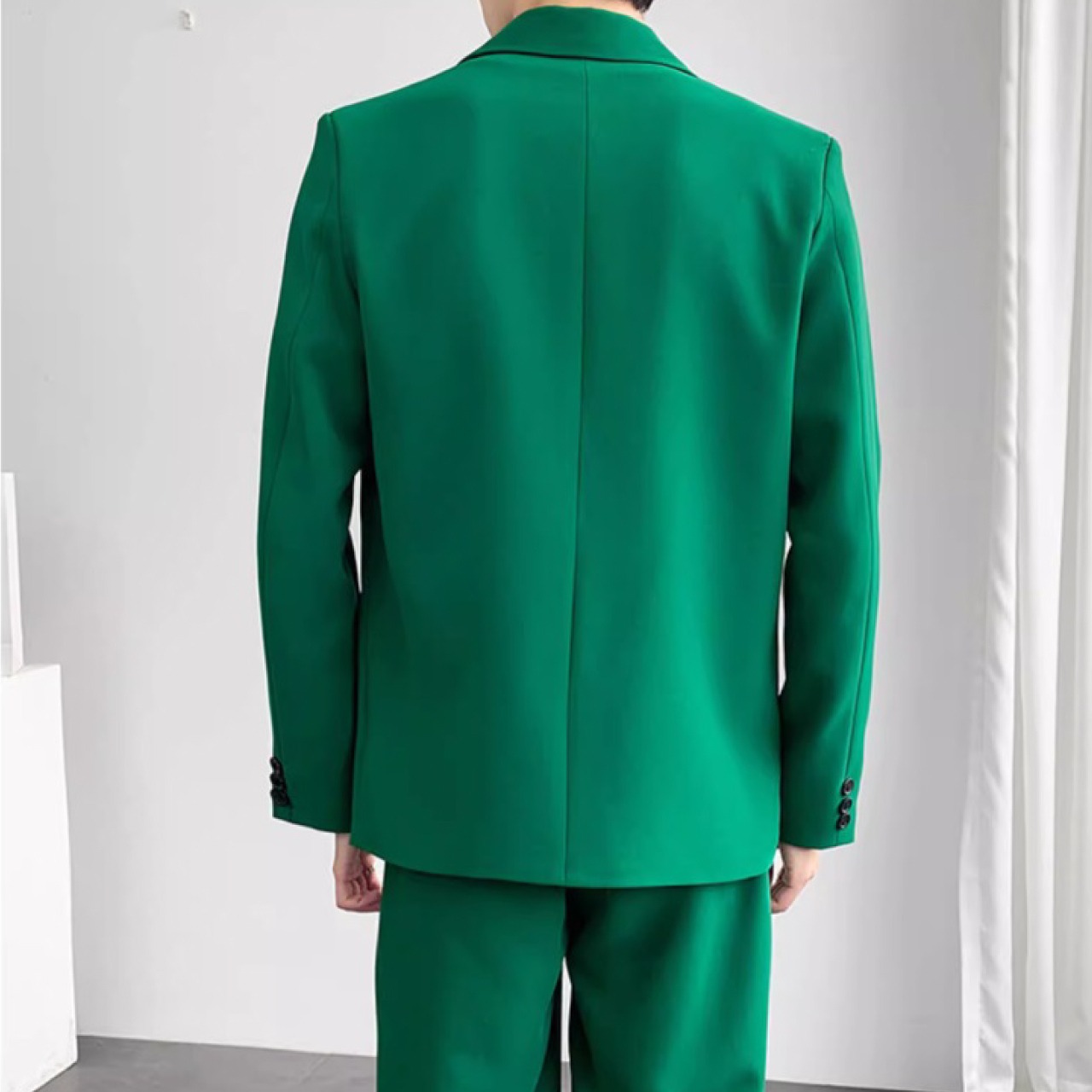 セレブ風トレンディスーツ　ツーピース　SU011