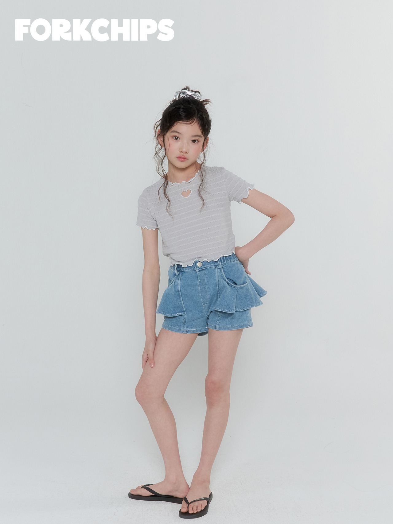 [FORKCHIPS] 러브펀칭티셔츠 / [포크칩스] 러브펀칭티셔츠