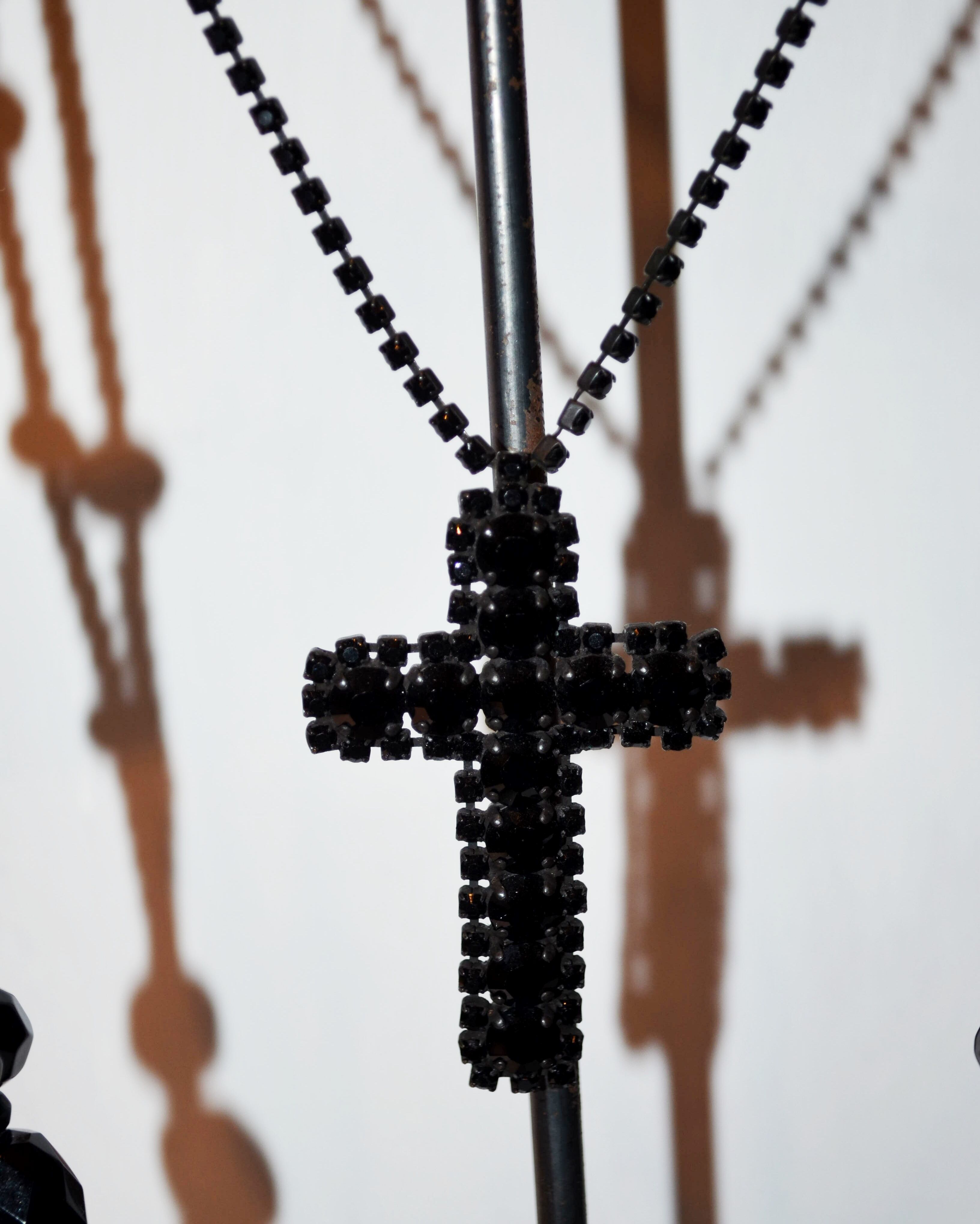 1990's Black Beads Cross | 腹の虫 / 心斎橋アメ村古着屋