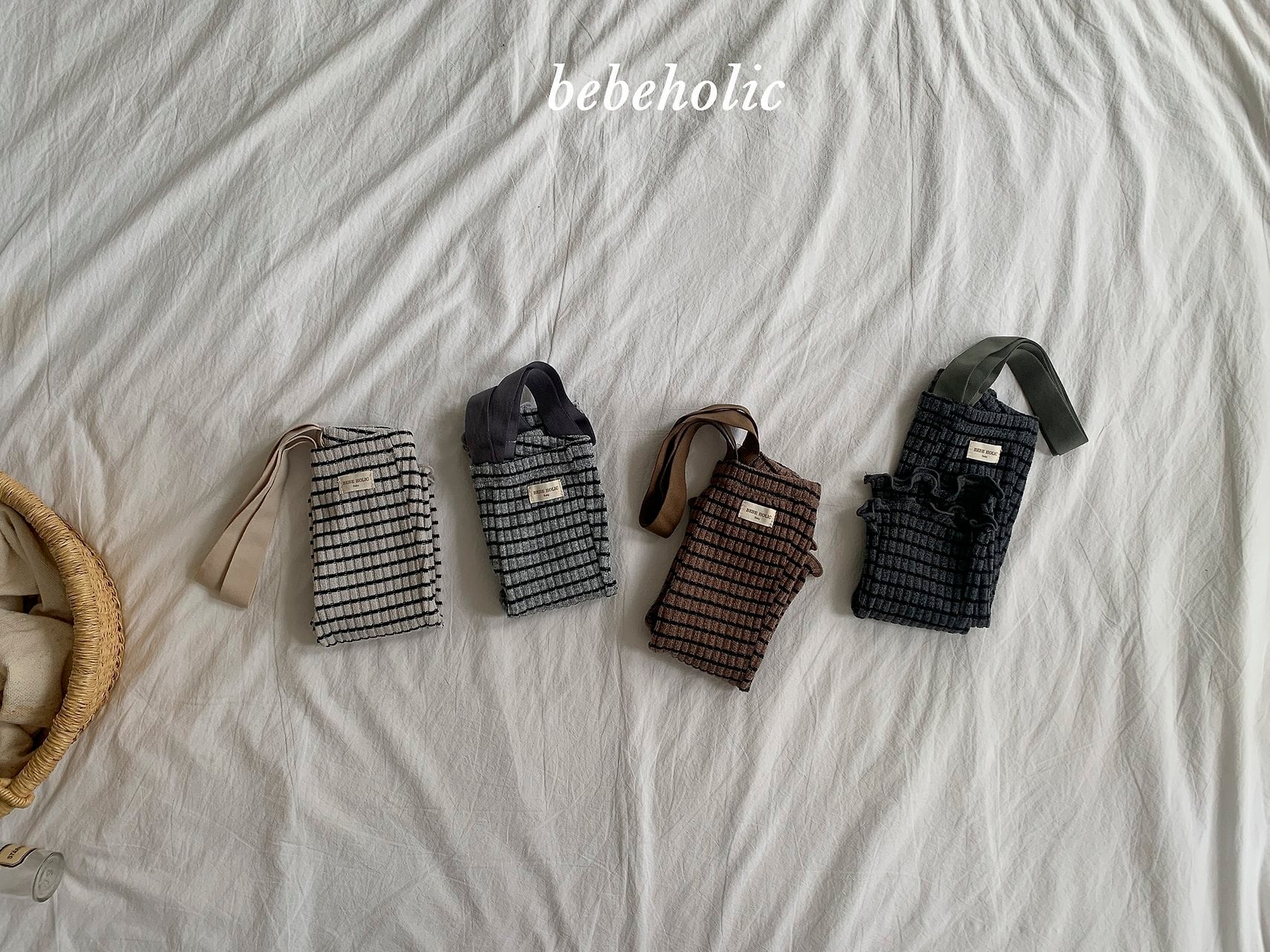 送料無料【予約】/ リサブーツカットレギンス / bebeholic