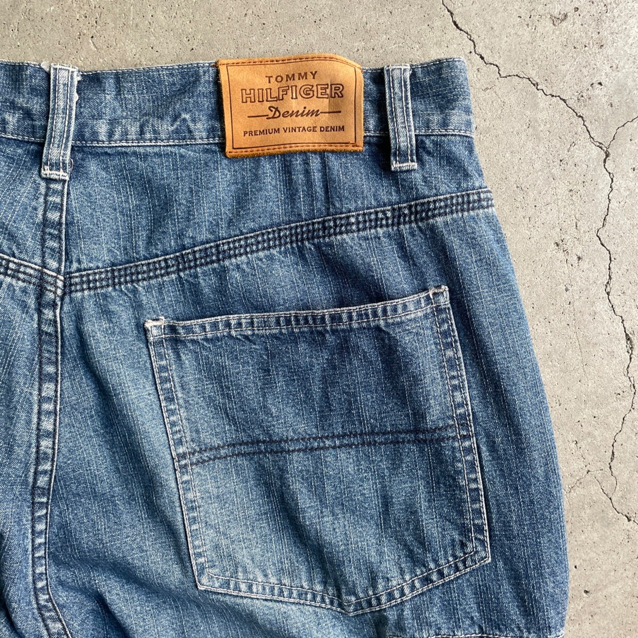 Levi Strauss & Co. ダークブルーブーツカットデニム 27インチ 