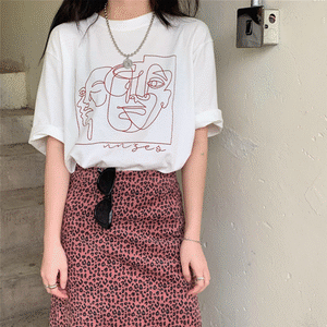 プリント Tシャツ 人気半袖 トレンド感 カジュアル レディース 韓国ファッション（DM0275）