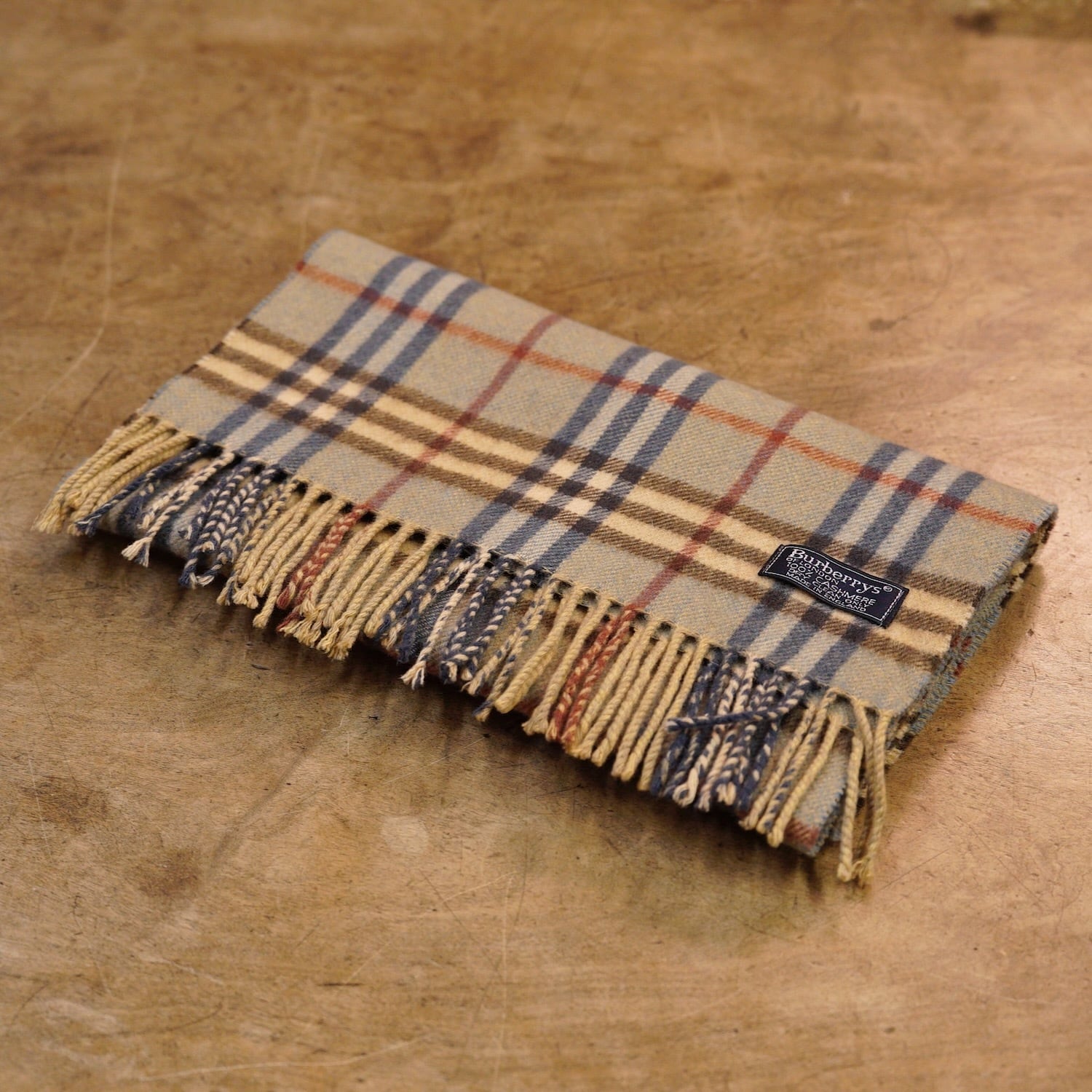 3098B Burberrys OF LONDON MADE IN ENGLAND 100% CASHMERE カシミヤ