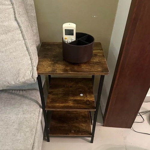 サイドテーブル  ベッドサイドテーブル おしゃれ スリム レトロ  収納ラック 木製 小さいテーブル ナイトテーブル 安定した金属フレーム コーヒー スナック 書籍用 耐久性のある装飾収納棚リビングルーム 寝室 オフィス 庭園 収納 整理