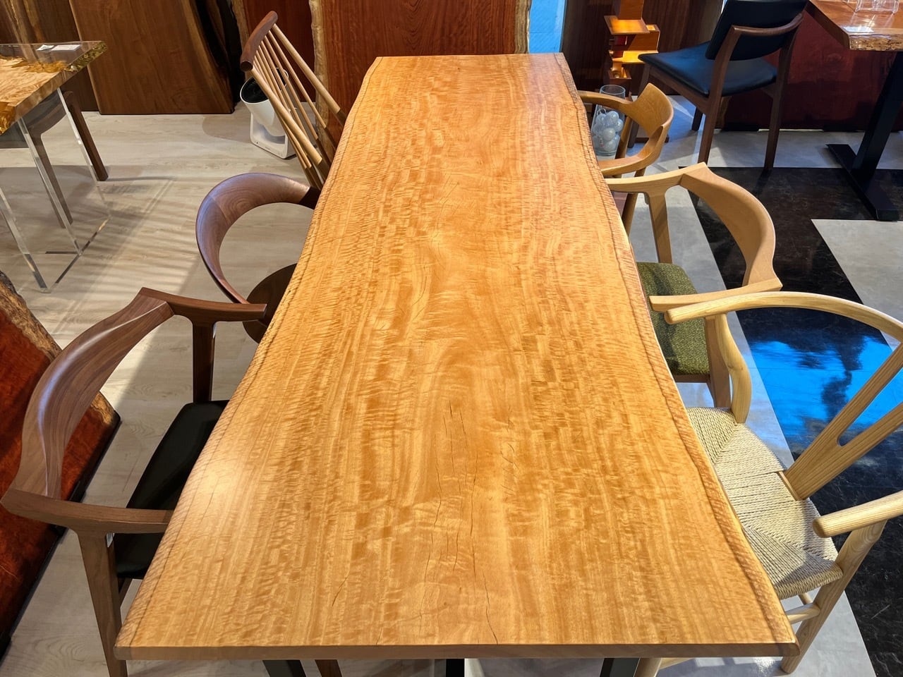 チュアート_2100×670-890×43_青山店_テーブル天板/一枚板 18501 | 千年