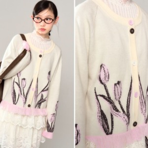 チューリップ咲く裾フリンジカーディガン E00534