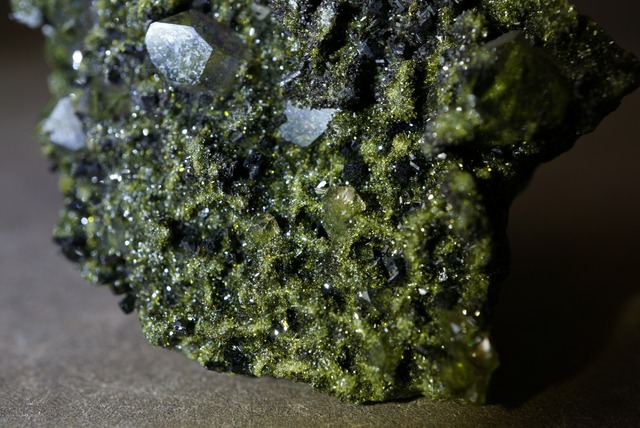 トルコ産エピドート/クォーツ Epidote / Quartz 1505