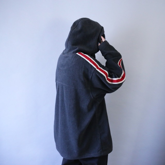 "American Eagle" XXL over silhouette half-zip fleece parka