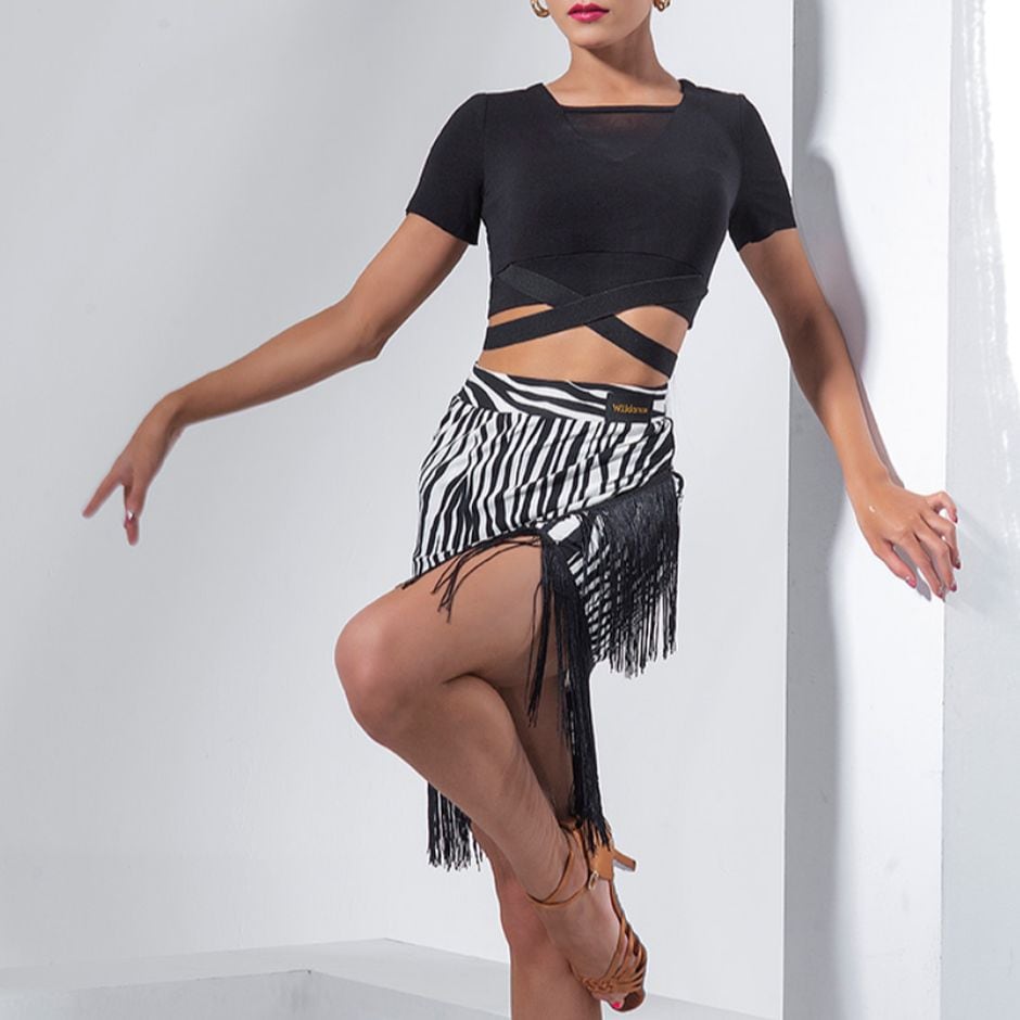 クロスデザイン ショートorロングスリーブ クロップドトップス 1col D00207