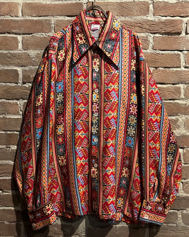 【Caka act3】60's〜70’s “Groovy Group” “Towncraft” Native Pattern Vintage L/S Shirt