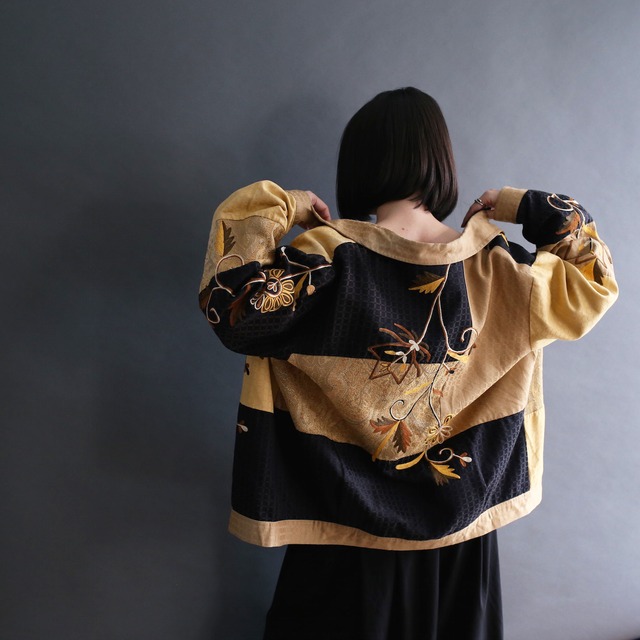 panel switching embroidery design jacket