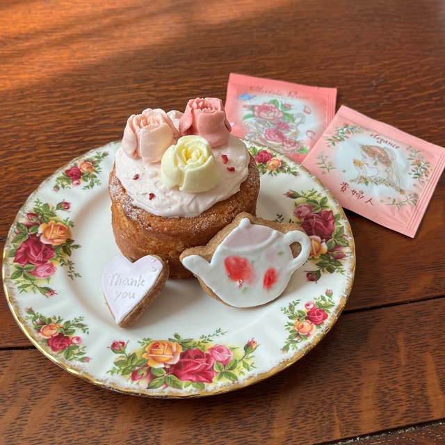 【母の日指定可】ミニ・ピンクのヴィクトリアケーキ
