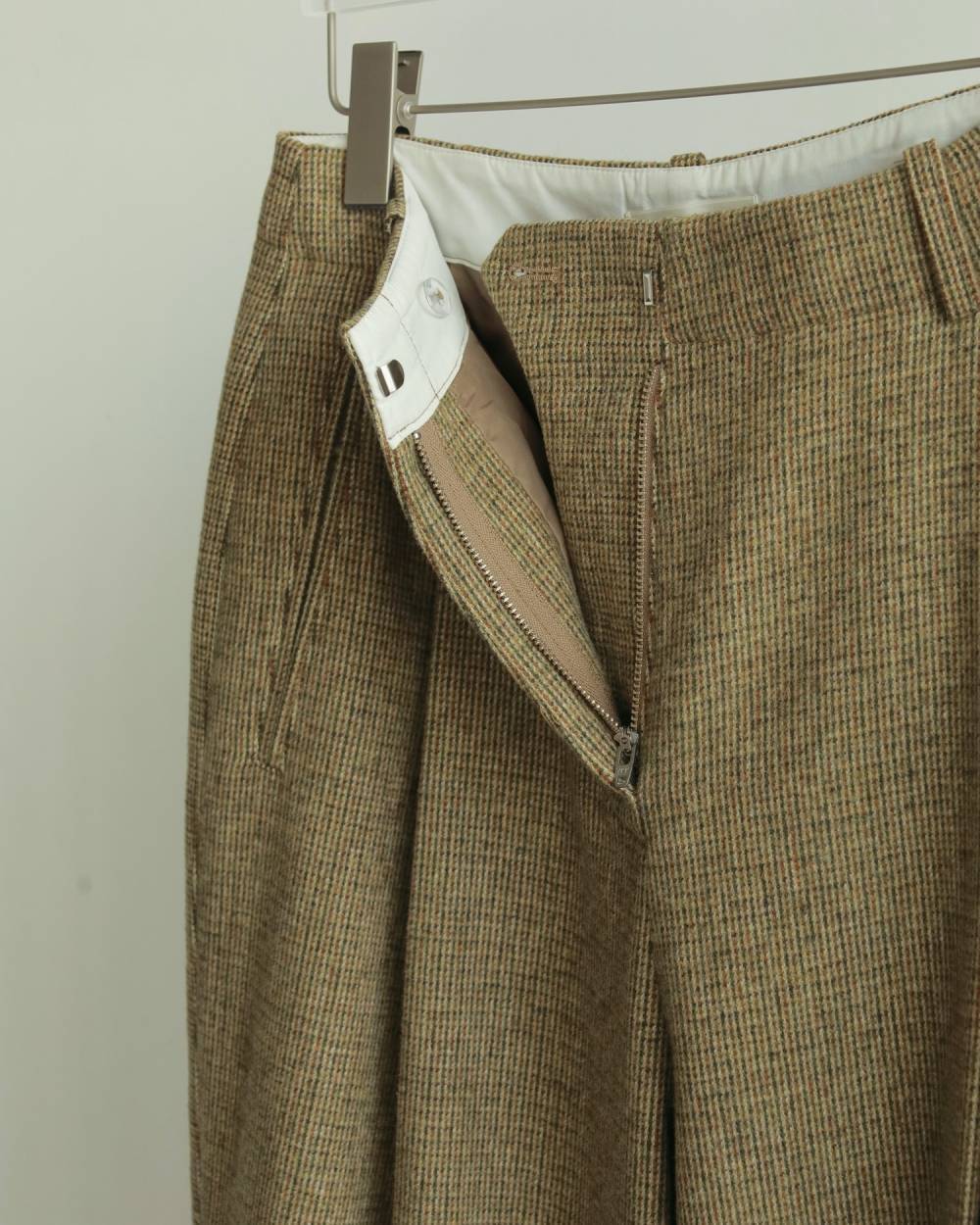 anuke(アンヌーク) Check Tuck Pants | サウスオレンジ｜メンズ