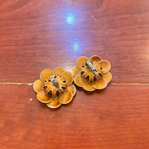 50's 60's pancake color earrings