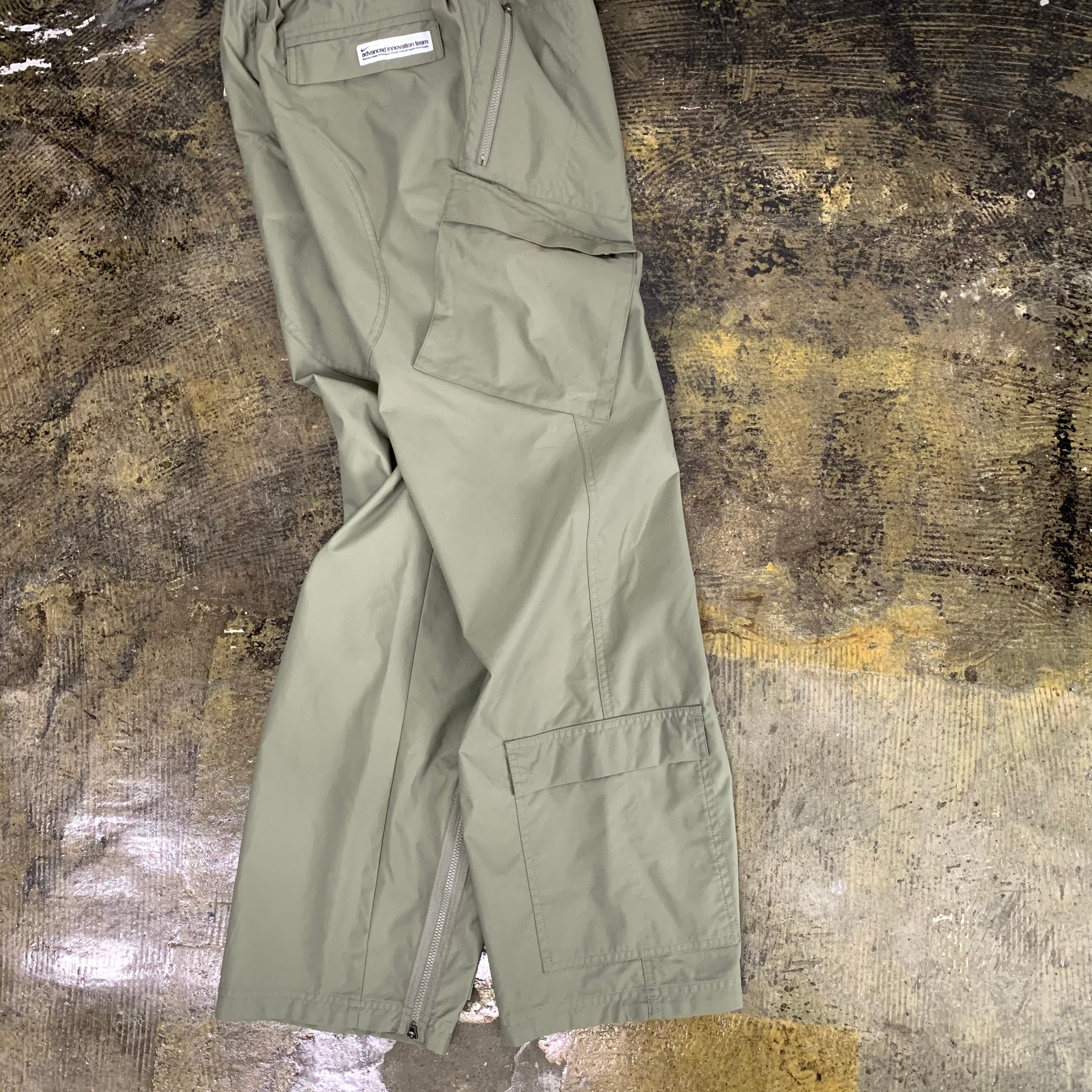 00's NIKE advanced innovation team CWU type cargo pants 2000 00's NIKE advanced innovation team CWU type cargo pants 2000