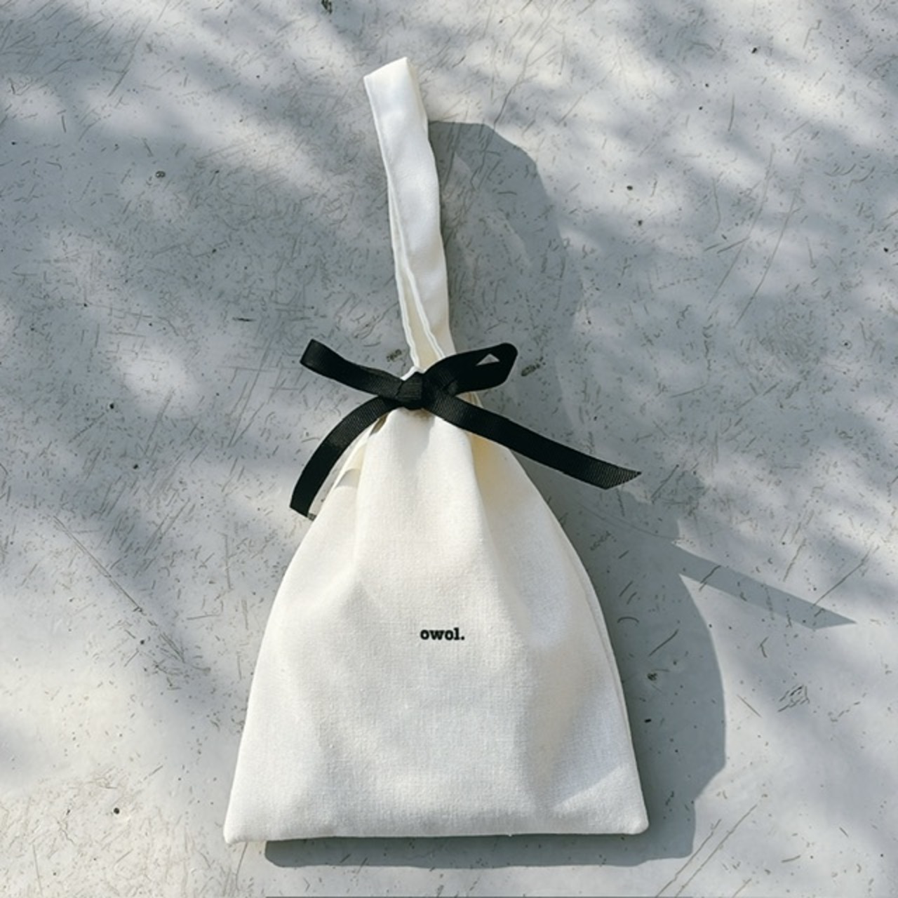 GIFT BAG