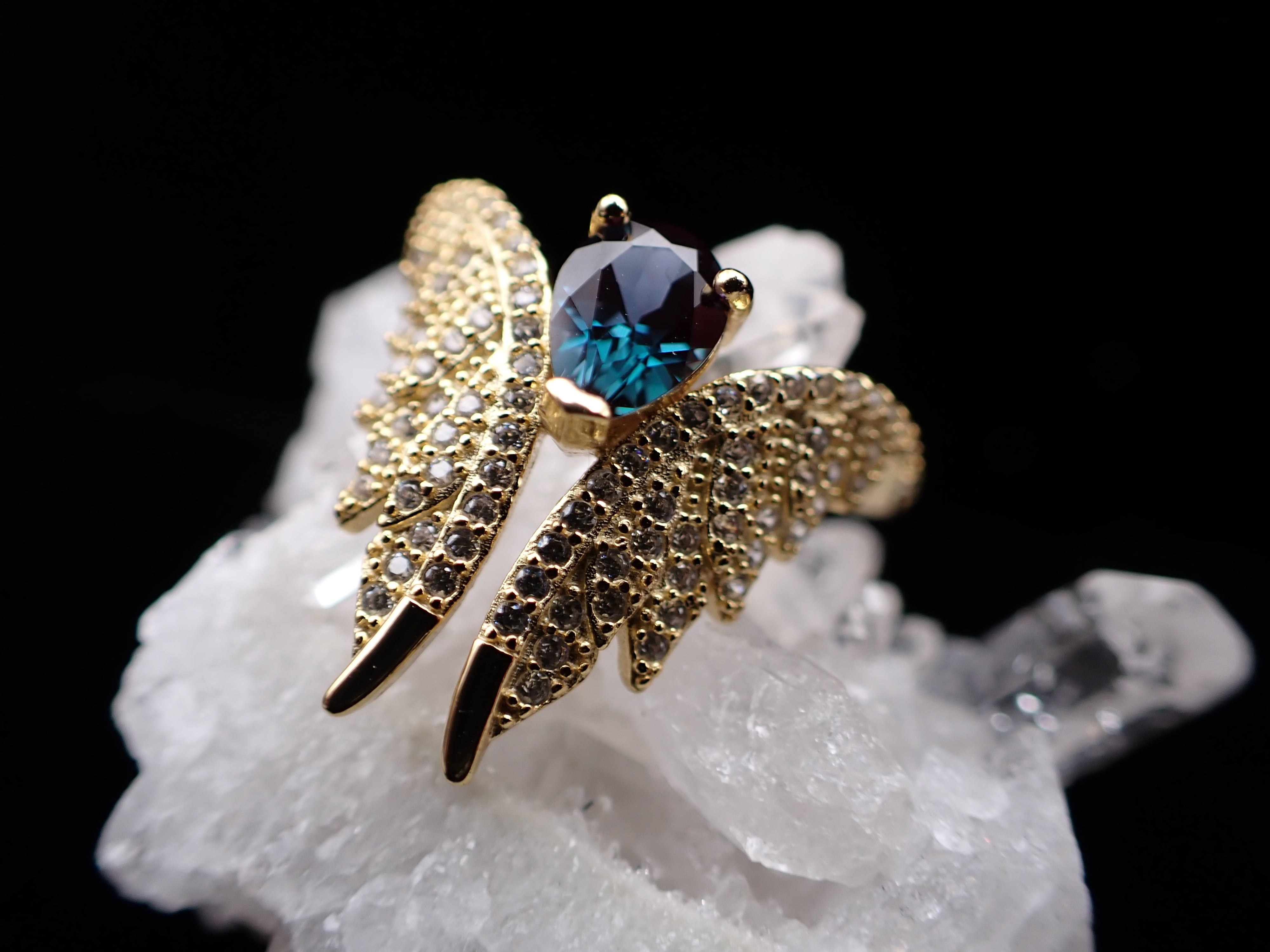 小さな宝石店 R.made（あーるめいど）