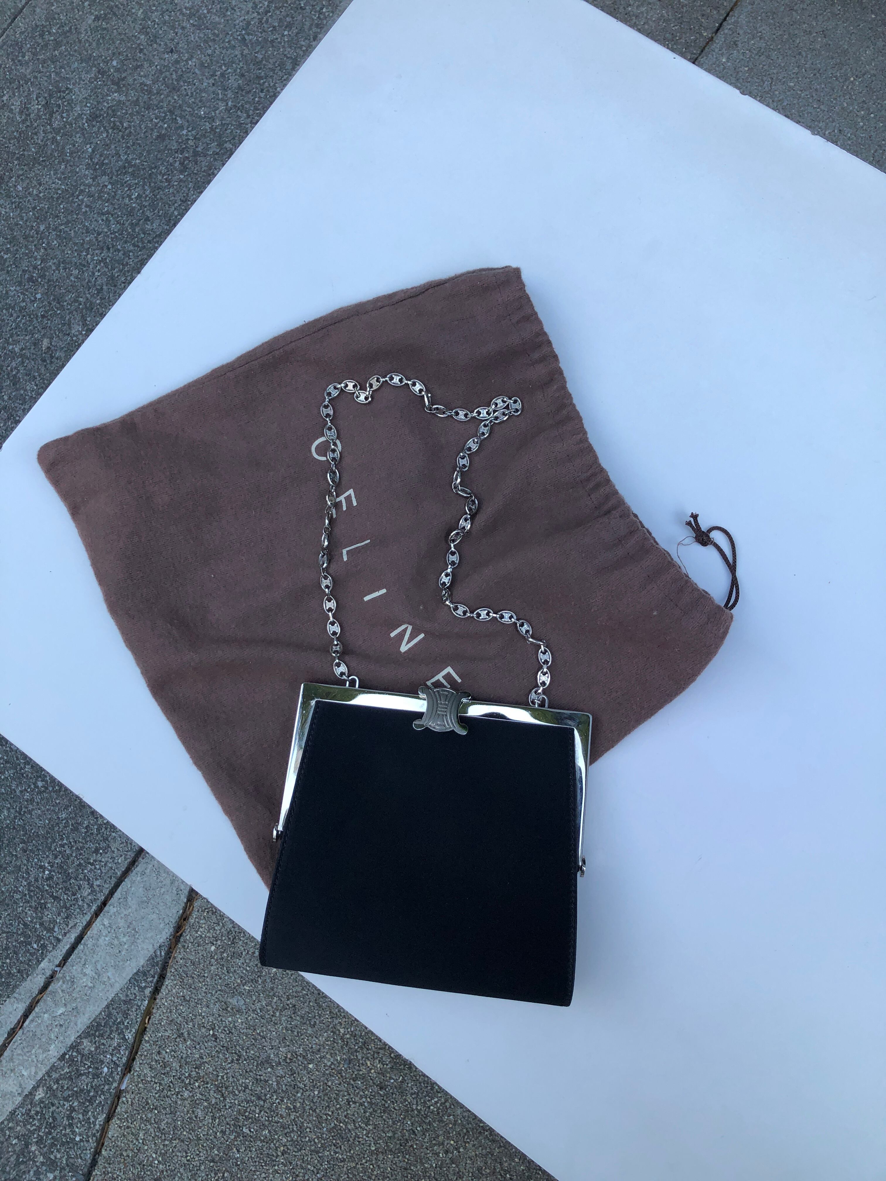 CELINE セリーヌ ショルダーバッグ ブラック シルバー トリオンフ CELINE セリーヌ ショルダーバッグ ブラック シルバー トリオンフ