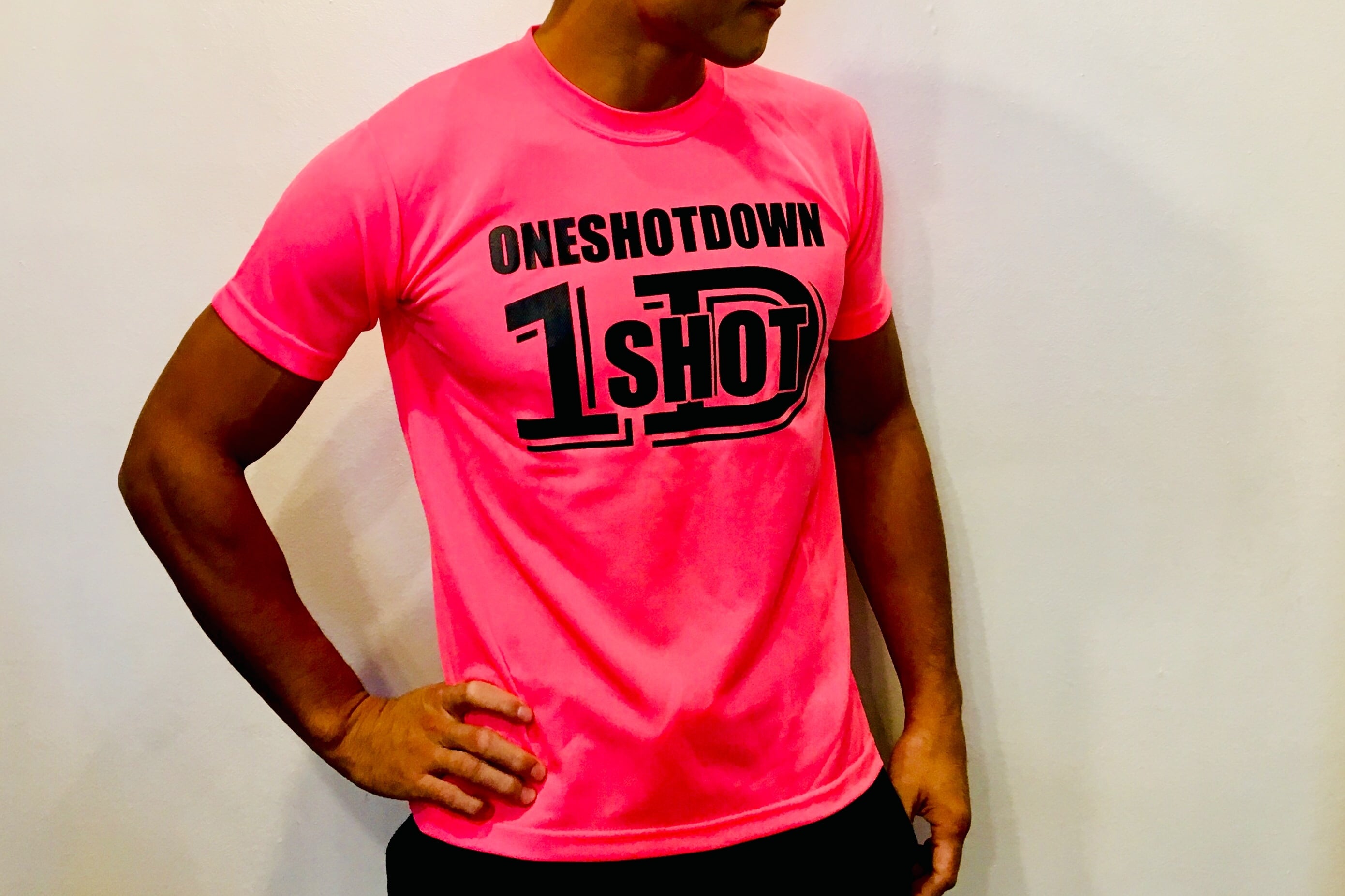 ONESHOTDOWN ネオンカラードライTシャツ | ONESHOTDOWN